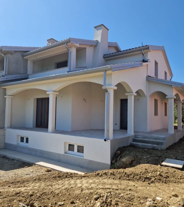 6e29c4a3 60a2 45f0 835f 64cea411ebcc